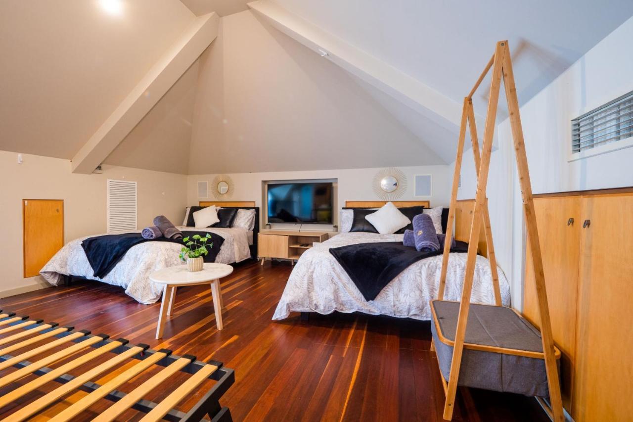Quiet Private Studio In Strathfield With Kitchenette And Private Bathroom 3Min To Station Sleeps 6 Сидней Экстерьер фото
